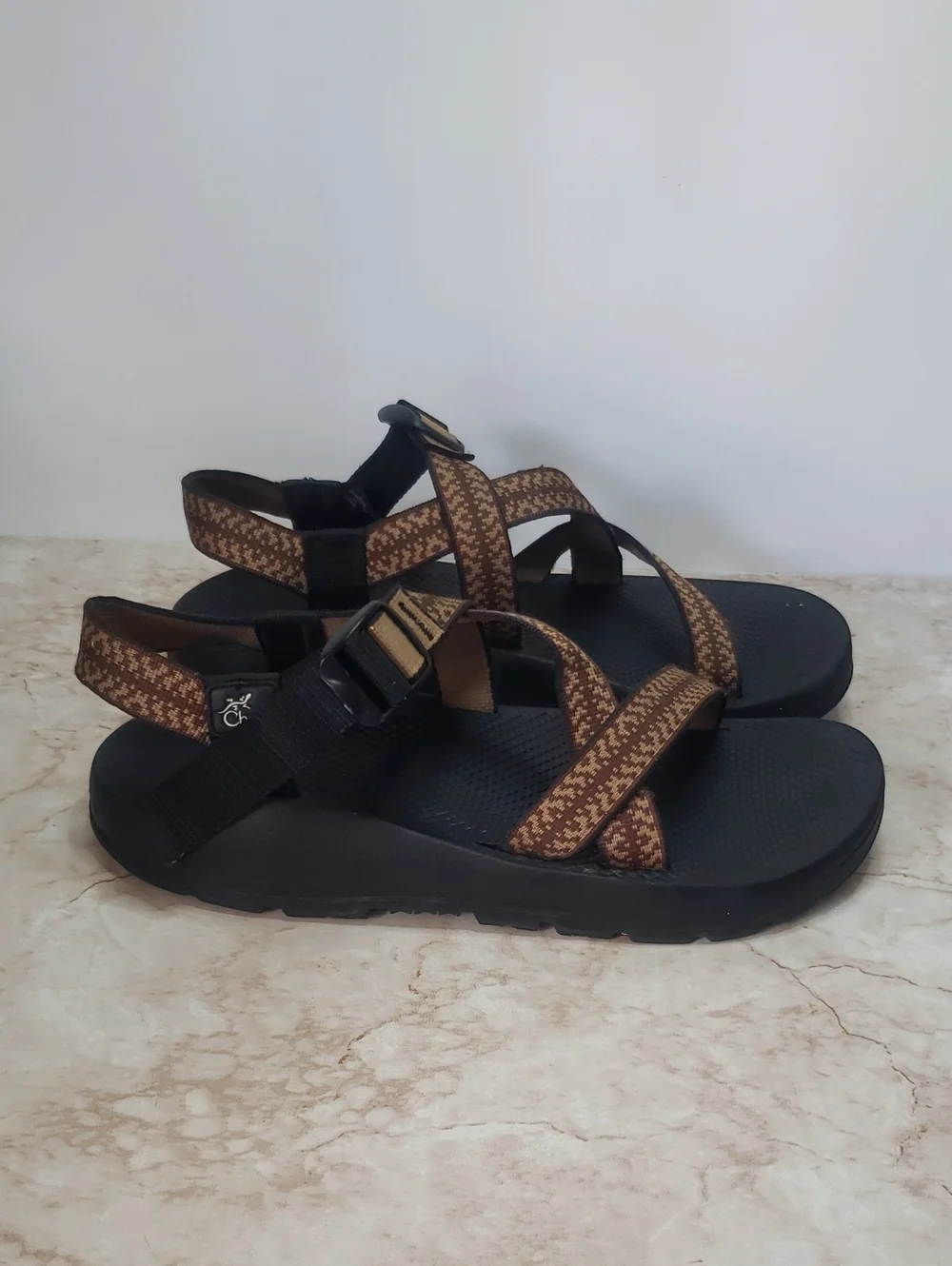 Chaco Brown Mens Strappy Sports Sandals Size 12